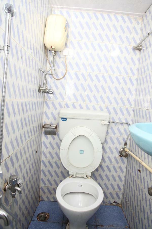 Omega Residency Hotel Mumbai Exterior foto